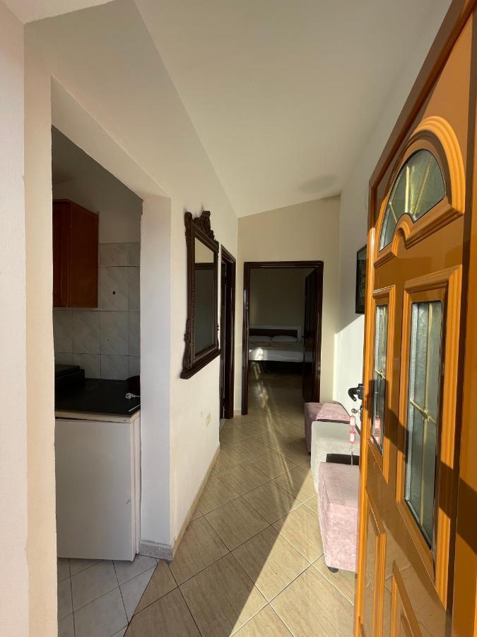 Vila Osmenaj Rent Room Or Apartment Vlore Exterior photo