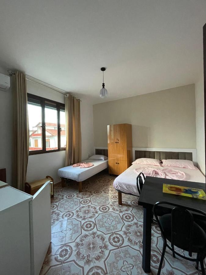 Vila Osmenaj Rent Room Or Apartment Vlore Exterior photo
